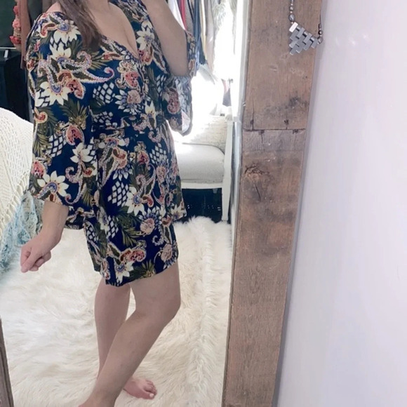 Aryeh blue floral boho romper size large - Picture 2 of 9